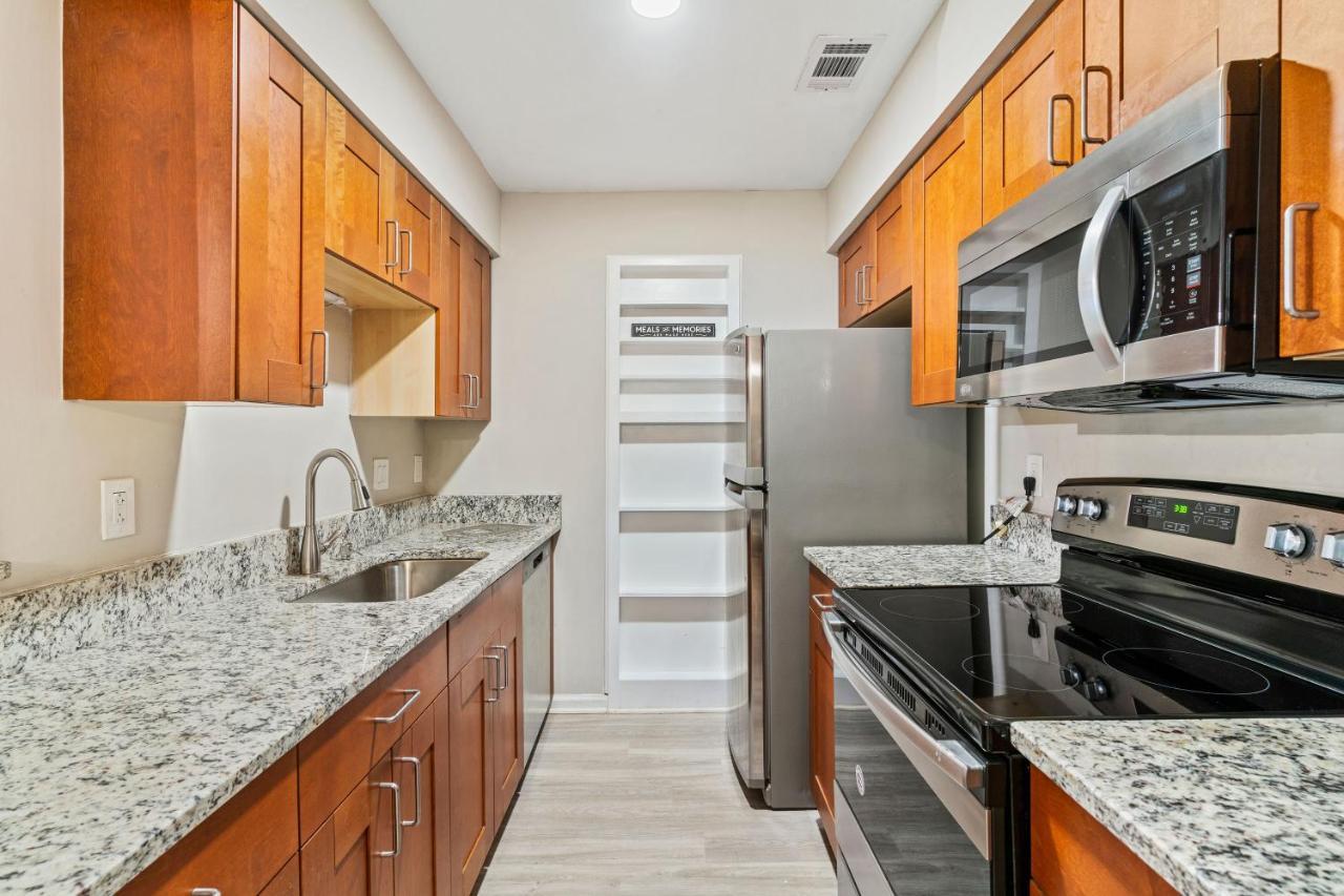 Rm2 - 1Bdr 1Bath Cozy Ensuite Shared Condo アトランタ エクステリア 写真